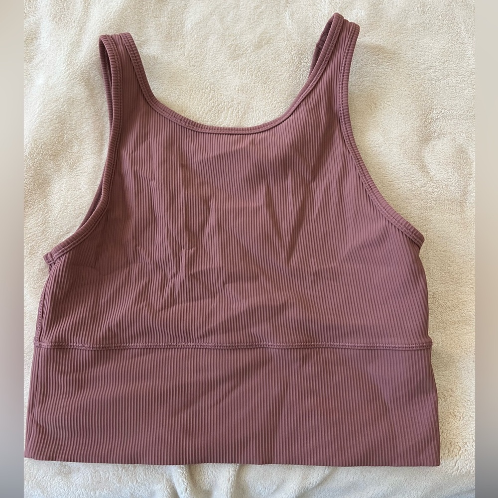 Lululemon Power Pivot tank top - size 8 dusty rose